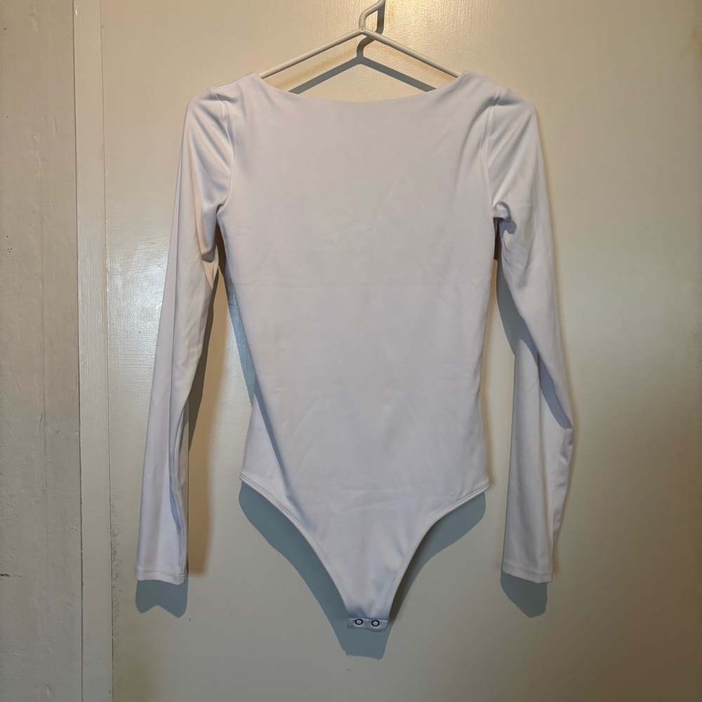 Express White Long-Sleeve Scoop-Back Bodysuit